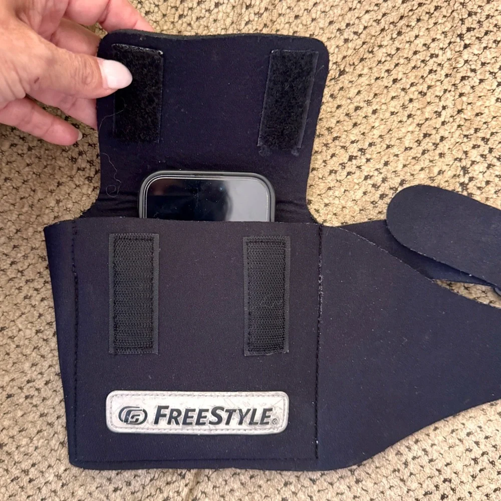 Freestyle Black neoprene workout  Belt